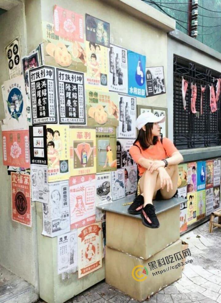 台湾崇仁医专校花【Milky】闲时会做Model 网上就流传一批大尺度私拍裸体写真 及大量生活照和tiktok视频-21