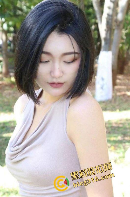 小红书约拍女客户明明有男朋友还骚得不行,广州白云区凌晨偷情被我内射两次,回家还躺进男友被窝装无事!-1