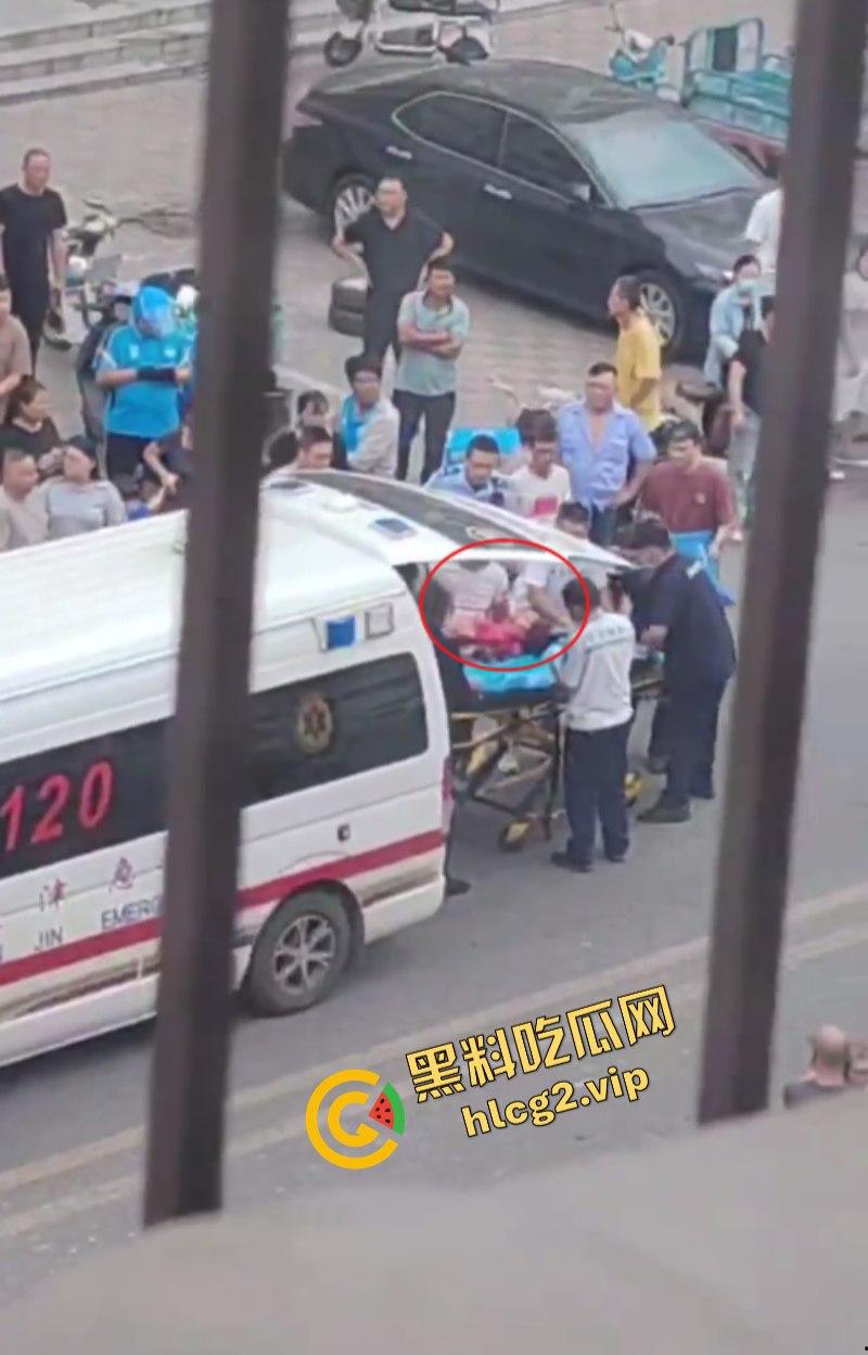 社会大姐就是‘刚’女子因感情纠葛捅伤男方母亲致死!-7