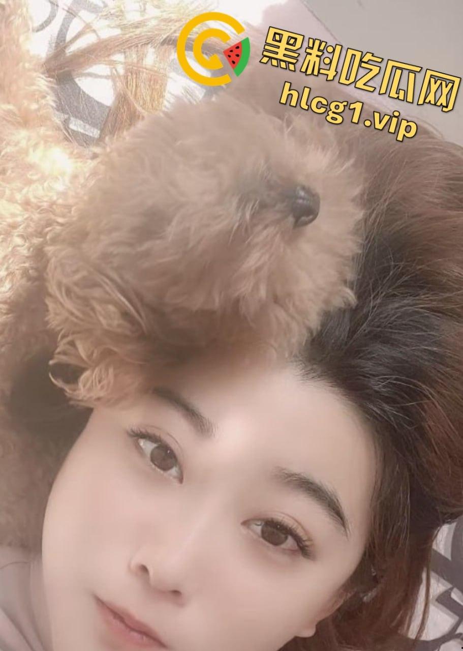 抖音巨乳网红『渣渣瑶』私拍视频泄密!虽颜值一般但巨乳傲人,抚摸淫穴画面火辣!-3