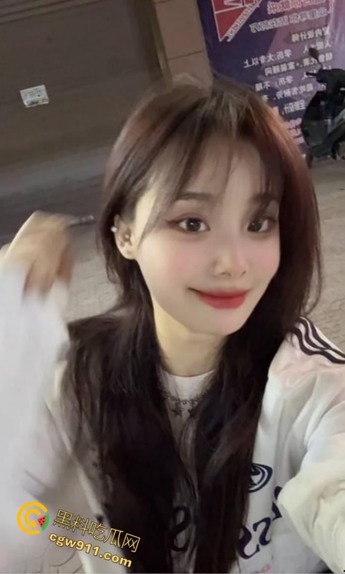 河北师范大学眼镜妹【赵怡】,69互舔口交调情,从清纯少女变淫荡尤物,被男友无套猛操骚穴白浆流淌!-2