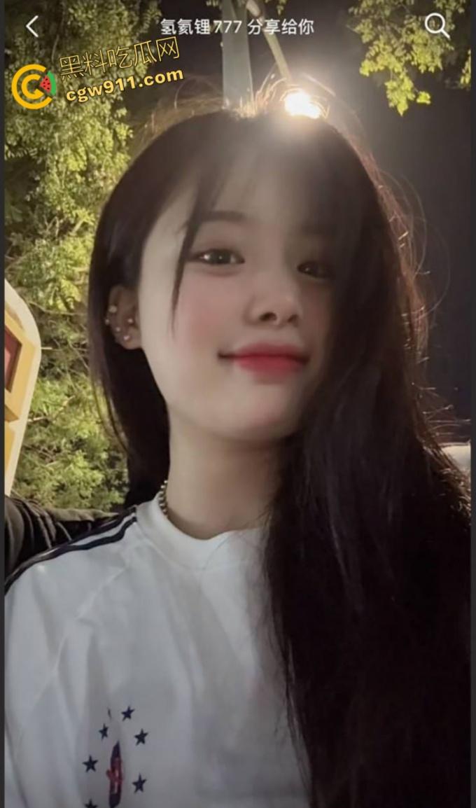 河北师范大学眼镜妹【赵怡】,69互舔口交调情,从清纯少女变淫荡尤物,被男友无套猛操骚穴白浆流淌!-4