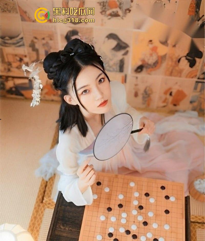 浙江大学高颜值学姐【邓婷婷】为实现财富自由,誓要下海做网黄,与男友苦练床技被曝光私拍!-2