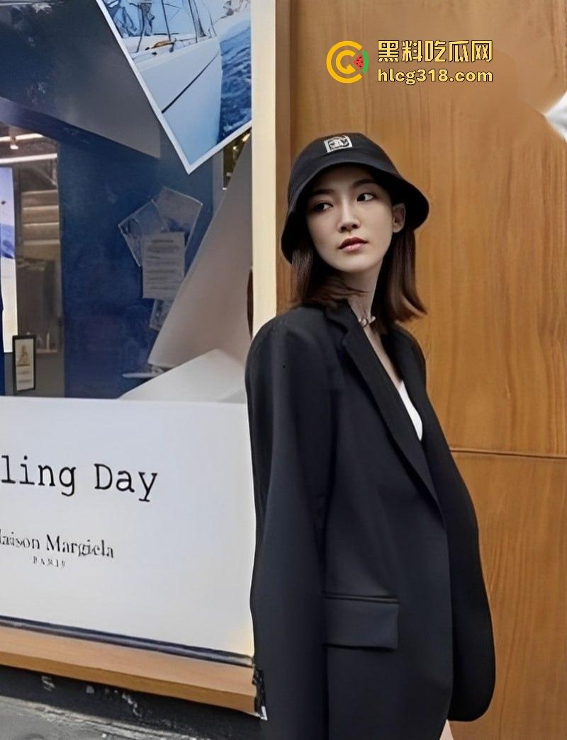 浙江大学高颜值学姐【邓婷婷】为实现财富自由,誓要下海做网黄,与男友苦练床技被曝光私拍!-3