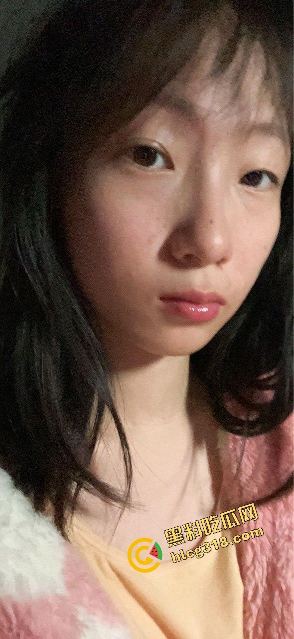 和谐号高铁精虫上脑怎么办?直接带到厕所里口一发,精液在时速220的高铁上喷射在嘴里妙不可言!-8