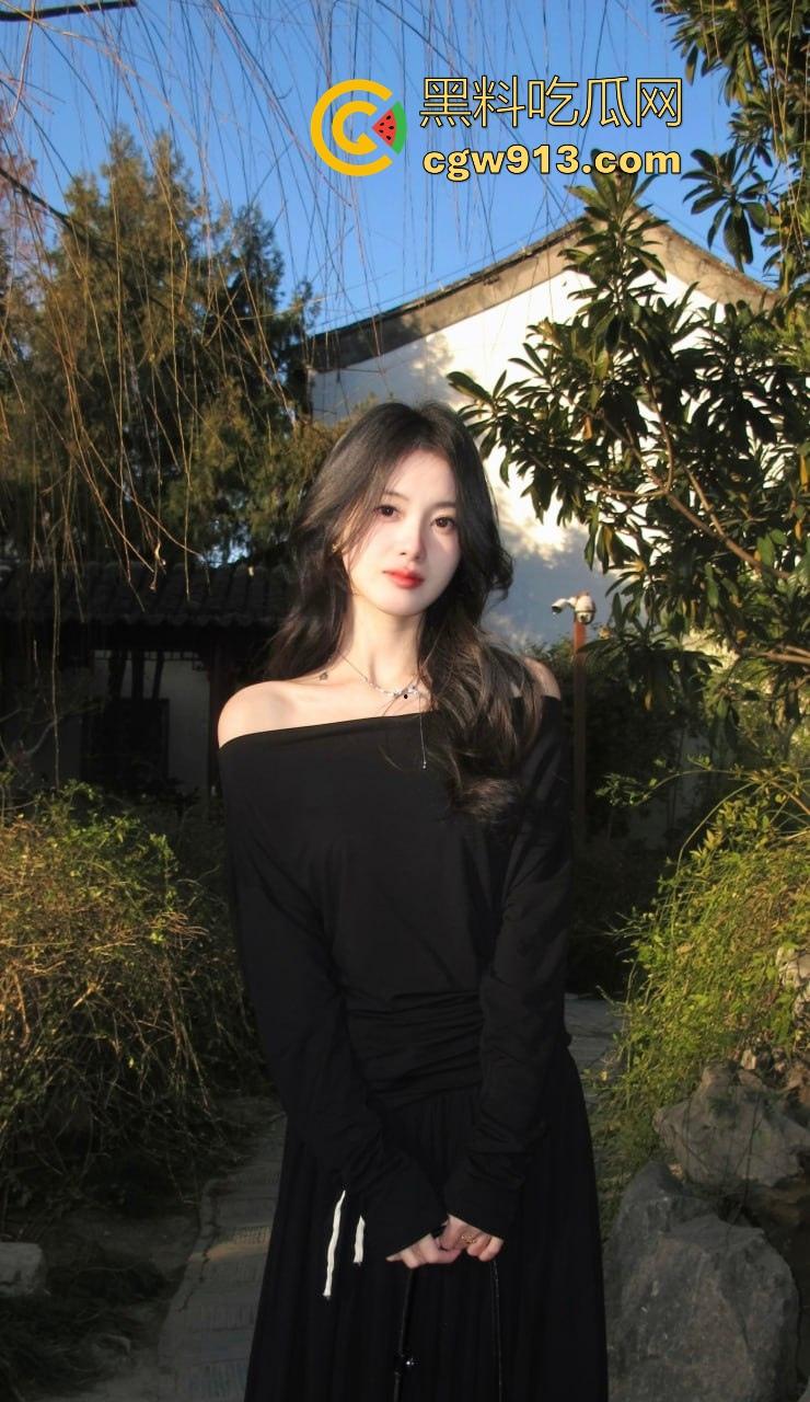 美容院内部培训视频曝光!小穴私密按摩手法演示,轻轻几下便让学员高潮,瓜友们可以来学一下!-2