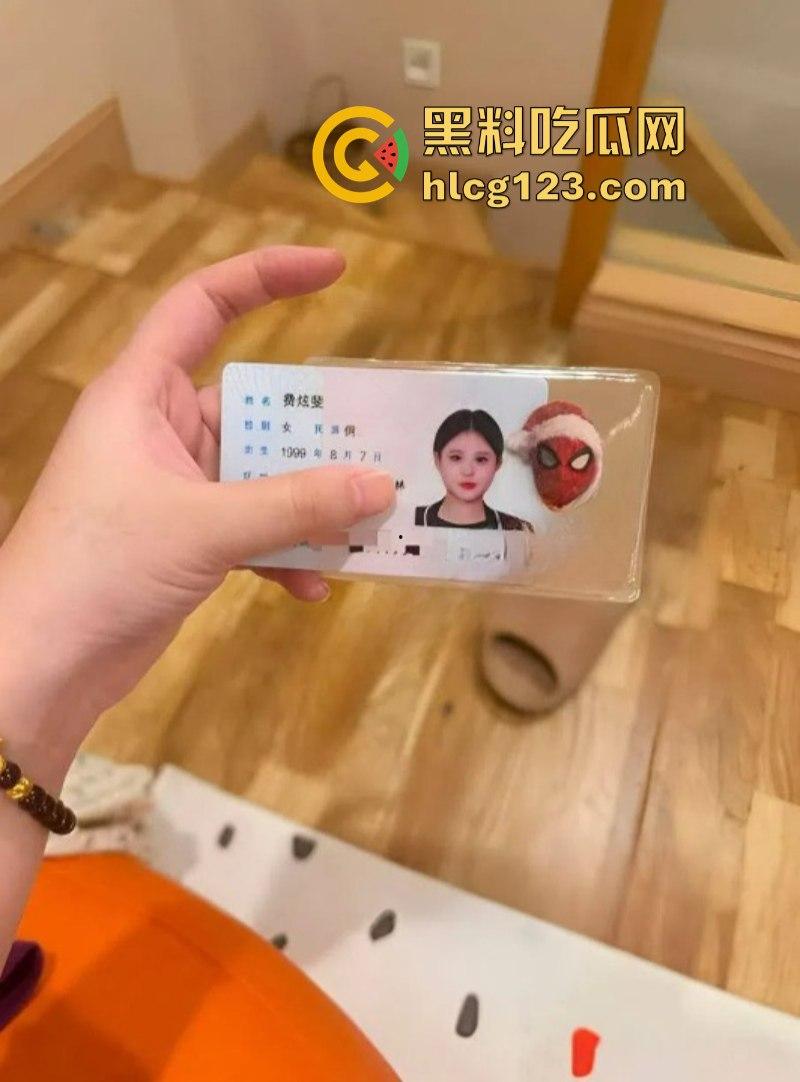 巨乳童颜抖音网红【小妍】自操嫩穴 高潮喷水 不雅私拍曝光 极致诱惑-5