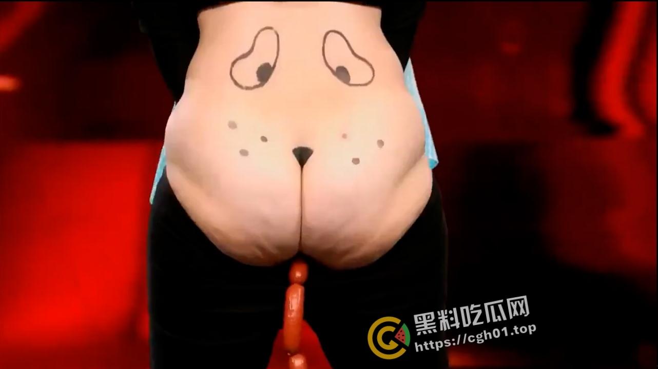 德国真人秀 少妇表演骚穴吸香肠 这么长全都吸进去了 老外太会整活了-3