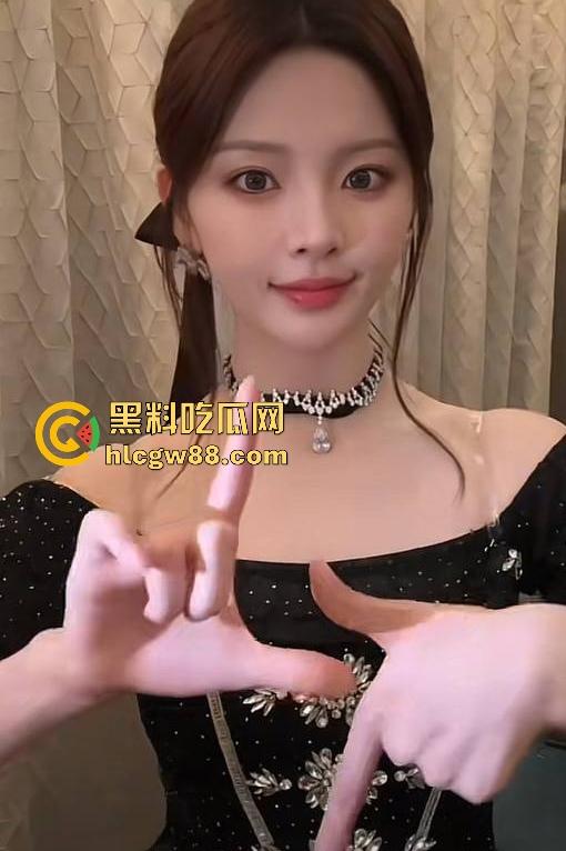 【杨超越】抖音直播意外走光露出乳头,看不出来呀奶头这么大,出名前肯定不少约 给瓜友们放福利-6