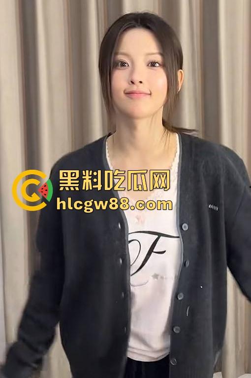 【杨超越】抖音直播意外走光露出乳头,看不出来呀奶头这么大,出名前肯定不少约 给瓜友们放福利-8