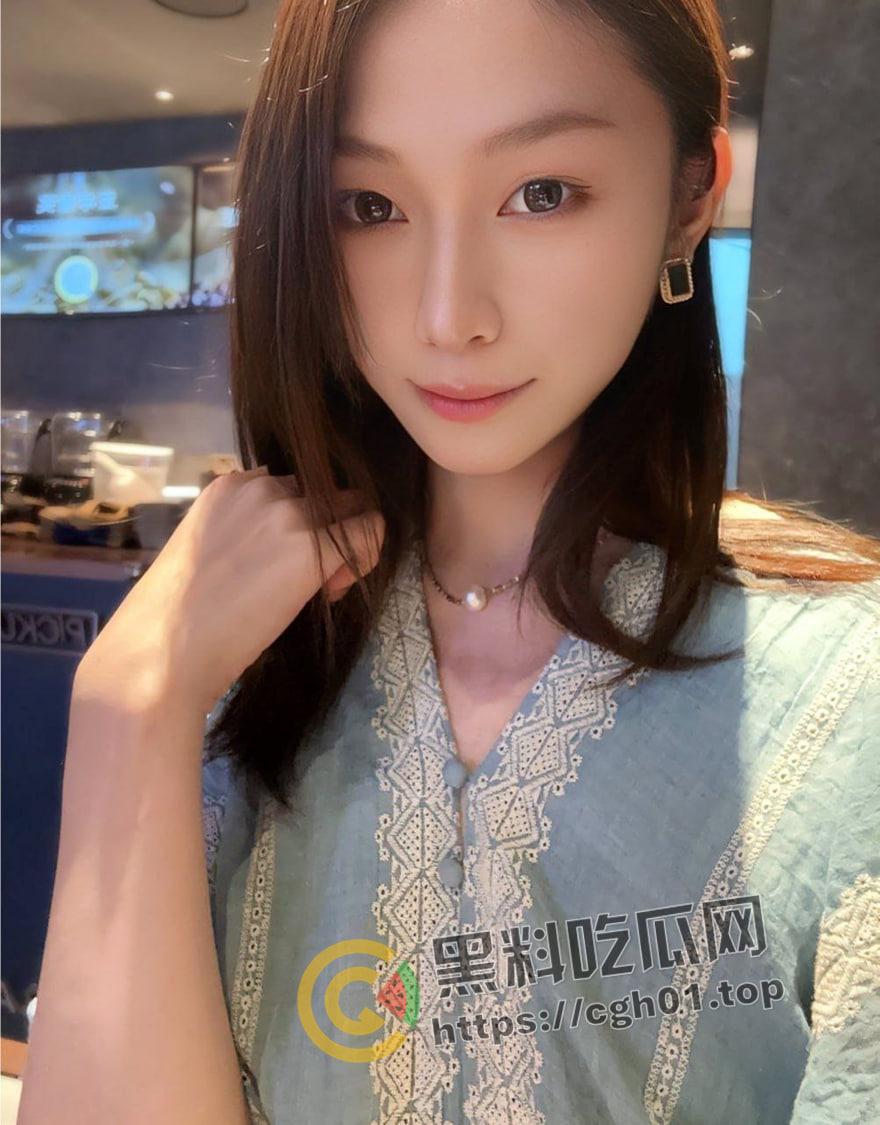 青岛黄岛区舞蹈老师 反差少妇勾引学生男朋友 酒店开房被流出-4