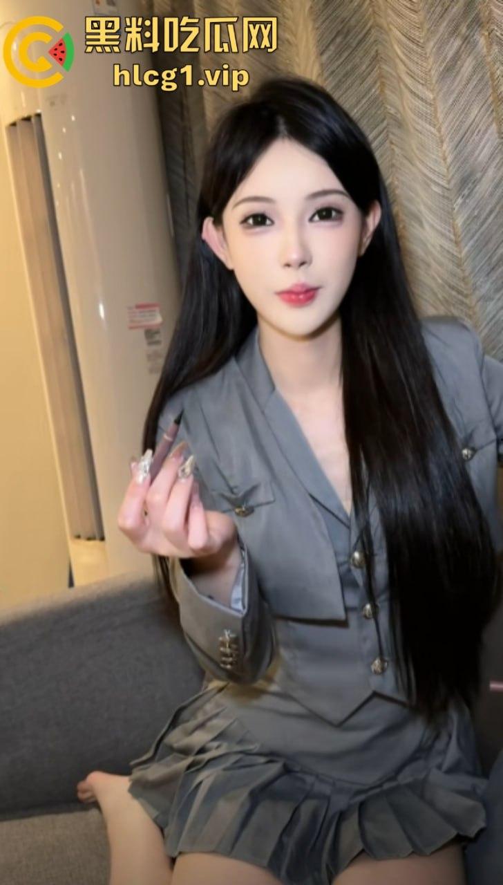 庞博文塌房？【庞博文】军训粉丝事件惹争议后 被扒出与【车晚晚】两人的开房视频！-6