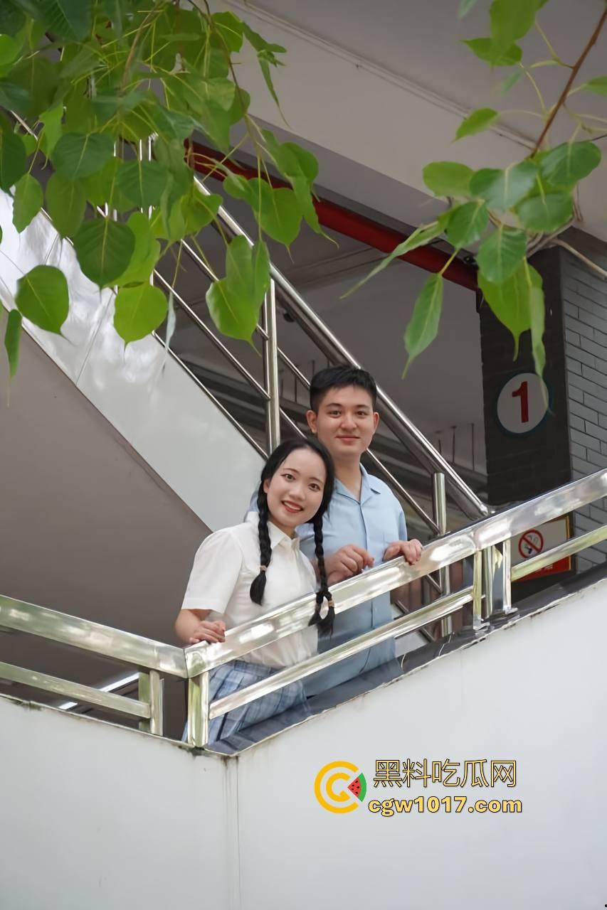 抖音热搜!南宁二中星轨大瓜全梳理,把自己和男朋友的故事写成书,记录他们在各个角落的亲密行为,真实故事撰写!-15