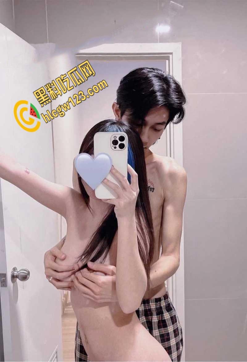 泰国网红【小野猫】火辣登场!限制级视频大秀性感身材,骑乘男友狂野扭臀,浪叫不断!-2