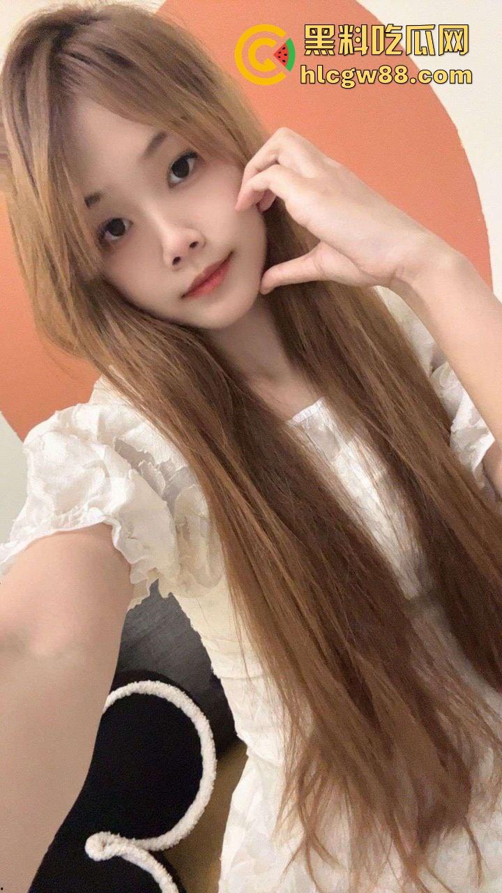 猥琐房东偷拍情侣做爱 年轻小情侣激情缠绵 无套内射 内容炸裂!-1