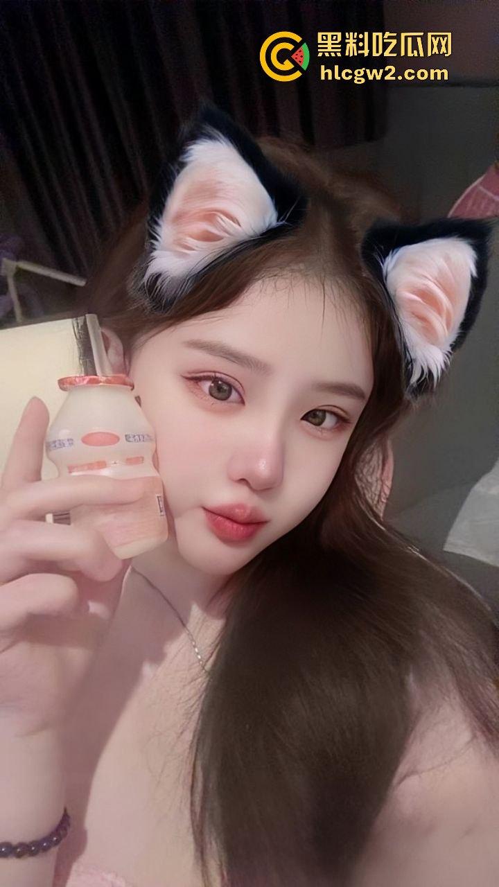 抖音顶级巨乳颜值少女【小妍】大尺度自慰视频外流 甜美外表下骚到炸裂,私密定制全网疯传!-7