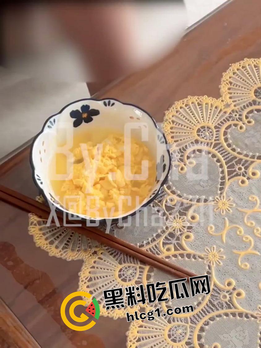 姐姐的淫水炒鸡蛋 当着弟弟的面各种发骚 这可不是一般的骚鸡-2