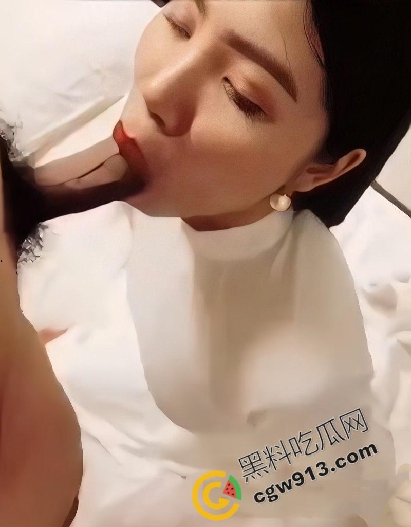 火热辣妈的放纵诱惑!骚母狗妈妈淫态撩人,浪逼被狂操喷汁,高潮浪叫鸡巴硬到炸,欲火焚身爽翻天!-3