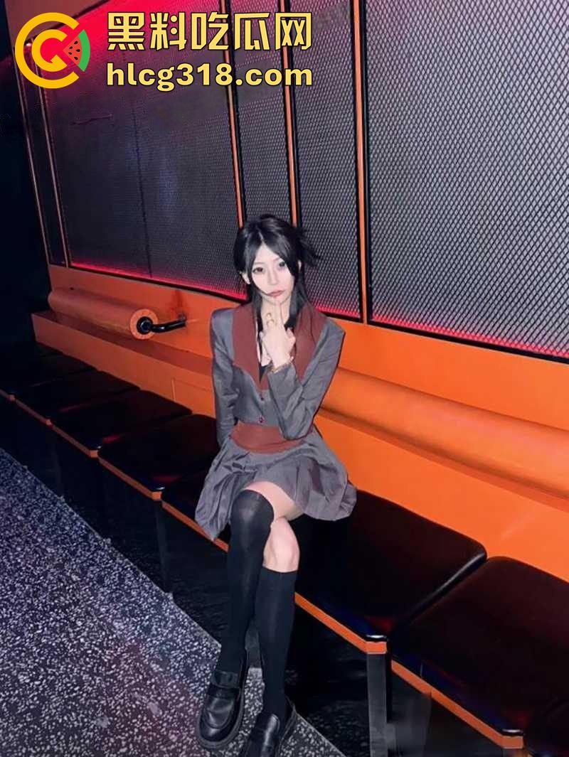 安徽长腿性瘾母狗【崔熙含】,目前就读抚顺石油化工学院,身材火辣骚劲冲天,打桩操到翻白眼!-6