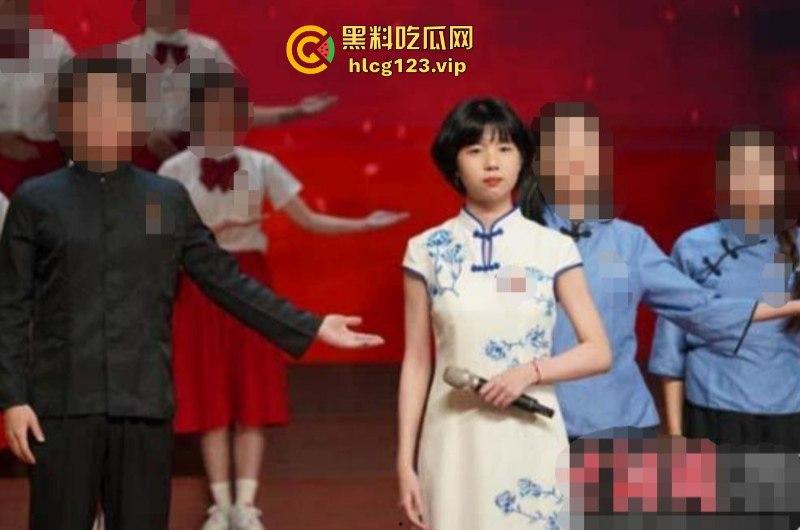闽南师范大学团委【莹莹】极品反差婊被男友各种调教做爱 被操到高潮喷水-2
