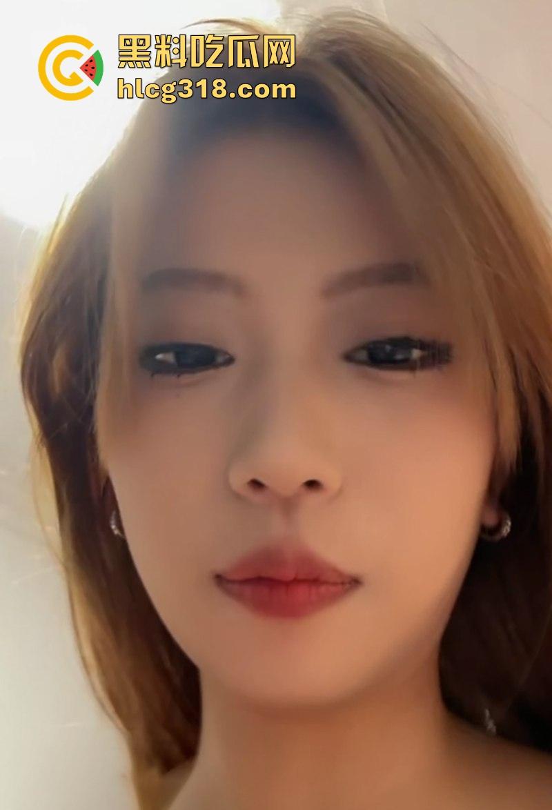 快手清纯网红【D】裸聊视频流出,可爱萝莉八字巨乳,露脸揉穴自慰,完美身躯上演极致诱惑!-4