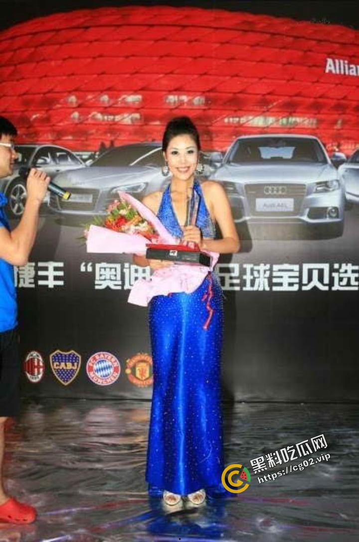 《百度云泄密流出》天津工业大学 模特【王真】外表优雅高冷 实则内心闷骚放浪38P+1V-16