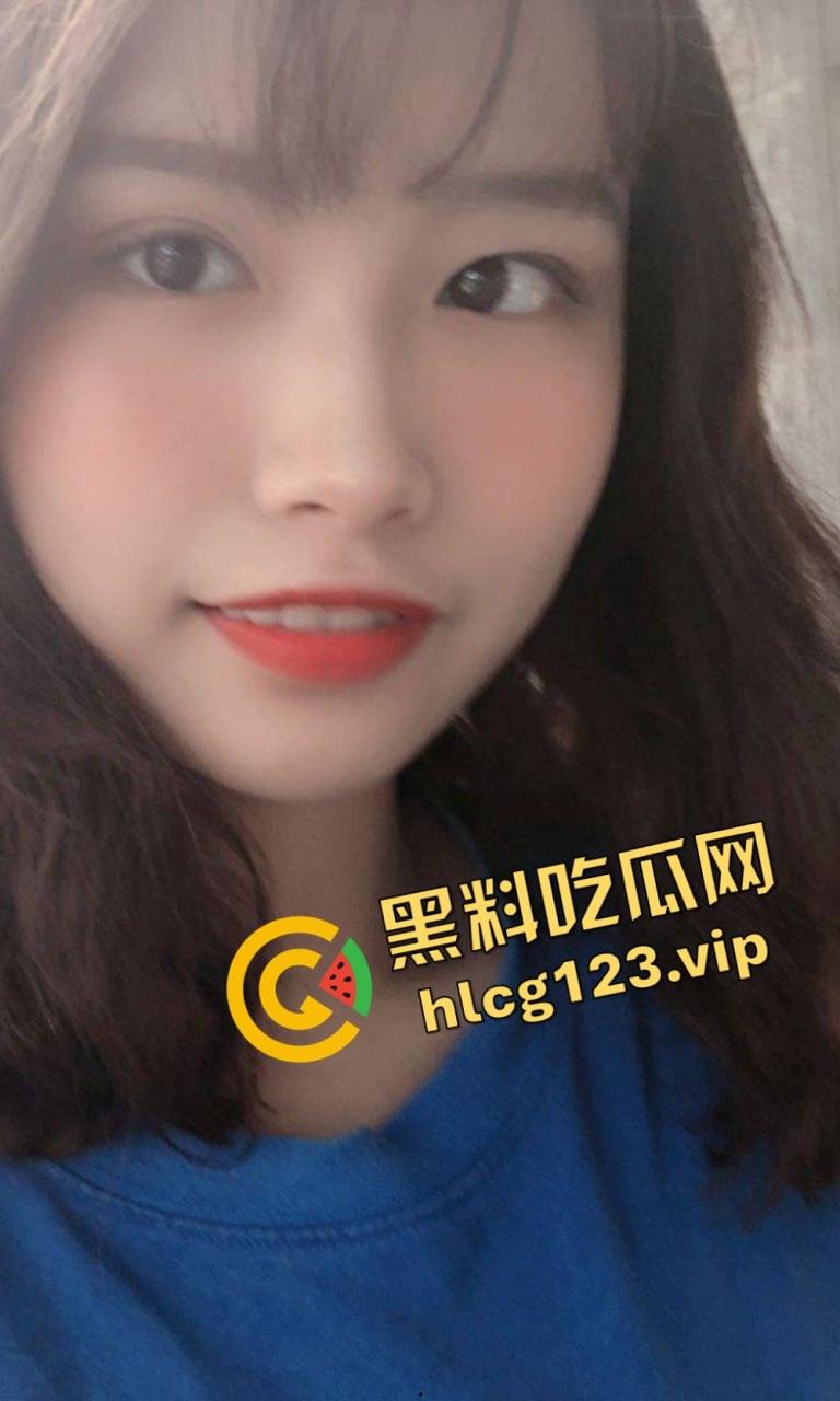 台湾萌系学生妹[刘美岐]啪啪自拍流出！短发俏皮，胸大无脑，男友爆射全身！-2