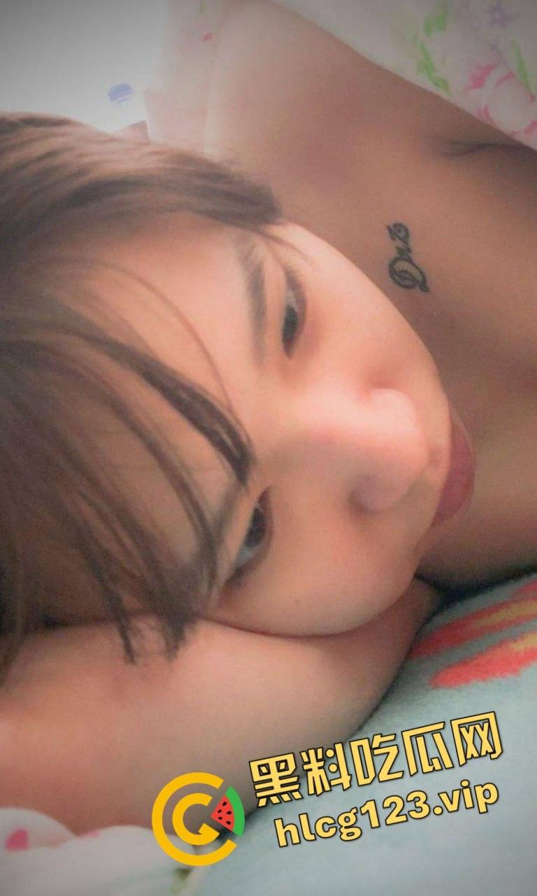 台湾萌系学生妹[刘美岐]啪啪自拍流出！短发俏皮，胸大无脑，男友爆射全身！-27