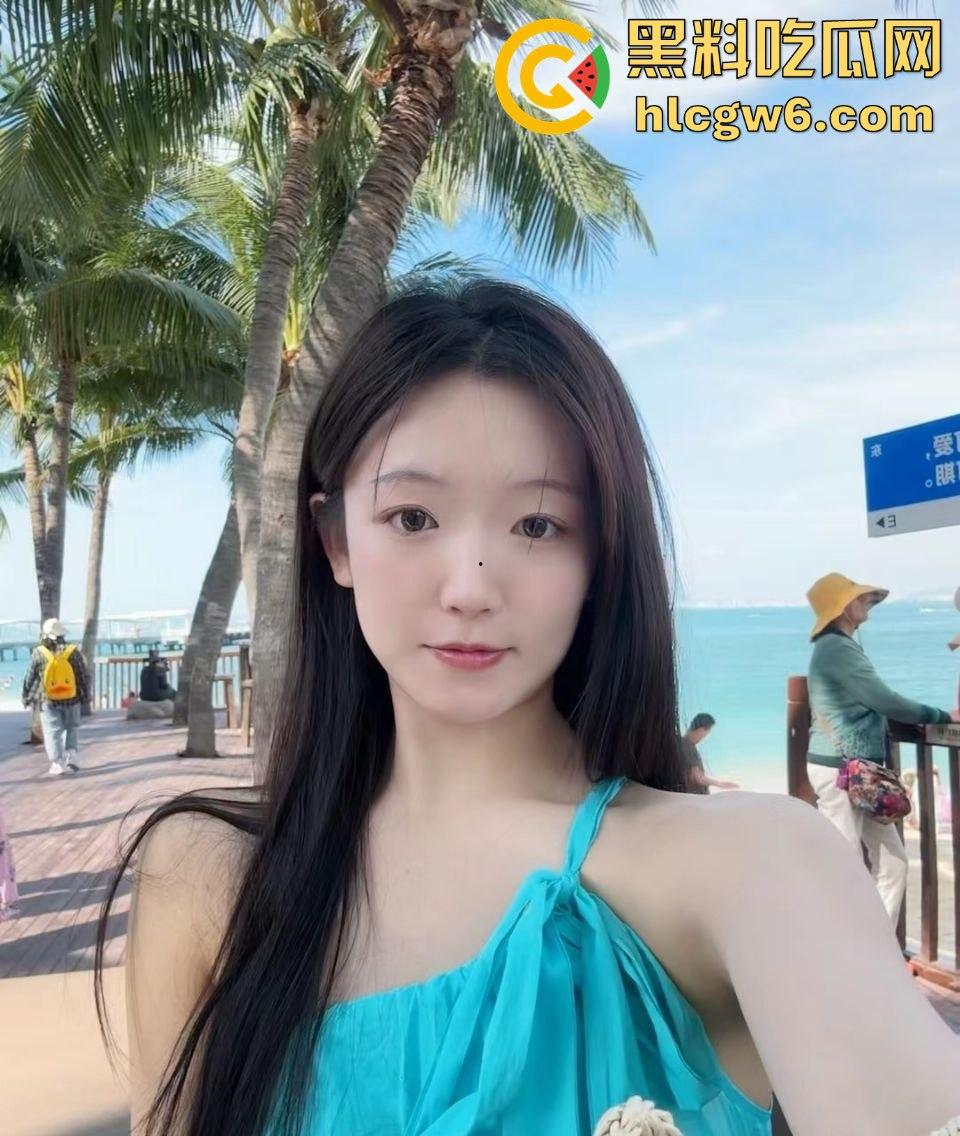 江西九江高颜值健身教练『梁慧』自拍大尺度视频诱惑会员,白嫩大灯饱满圆润,卡充满全套服务直接安排上!-3