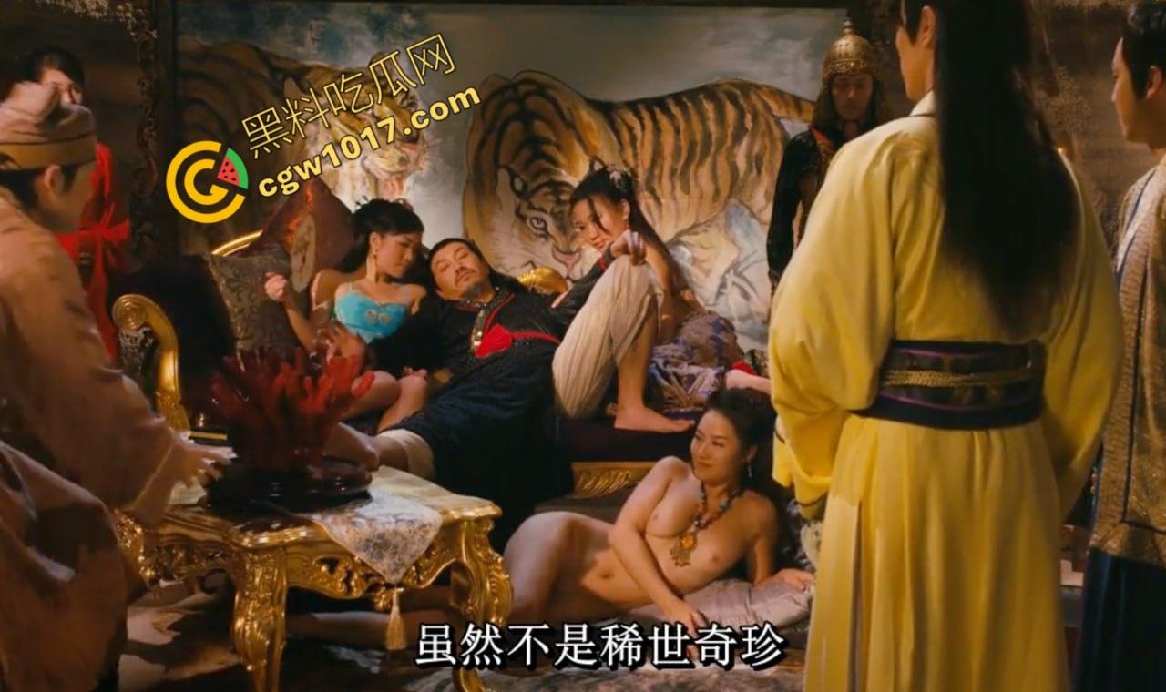 香港经典三级片《肉蒲团之极乐宝鉴》剪辑加长版:铁血叶山豪大战女明星,尺度爆表,笑点频出!-5