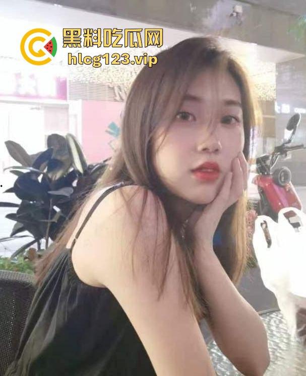 瓜友爆料珠海电商妹【栗娜】酒店约炮被抓,男友怒曝光7部不雅视频!反差魅力引发热议!-1