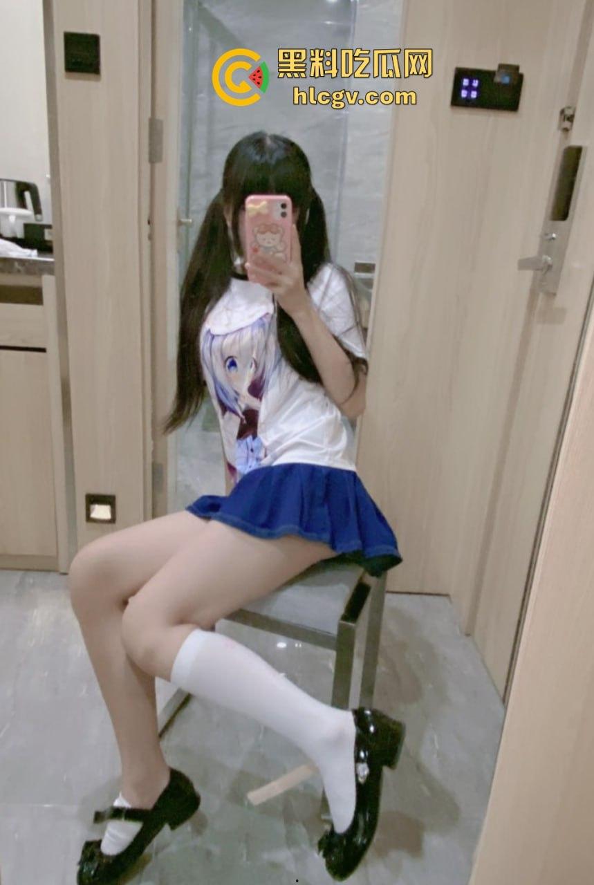 青岛白白嫩嫩的萝莉【夏菜菜】身材大曝光!萝莉控的顶级福利,粉嫩可爱又惹火!-5