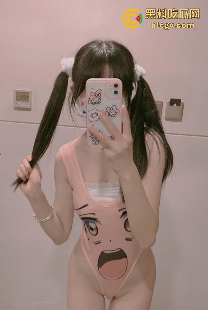 青岛白白嫩嫩的萝莉【夏菜菜】身材大曝光!萝莉控的顶级福利,粉嫩可爱又惹火!-39