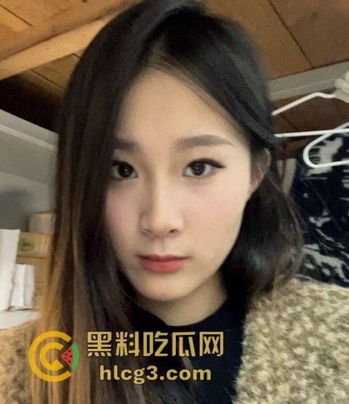 上海艺术学院极品反差校花『方卓威』颜值顶尖的纯欲女神被金主包养啪啪视频流出!-2