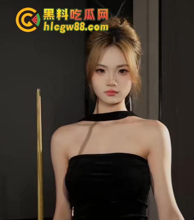 有钱人的快乐我们想象不到,陪玩8连发包厢猫抓人,1W充卡一杆球没打,全程不打球只玩女的!-6