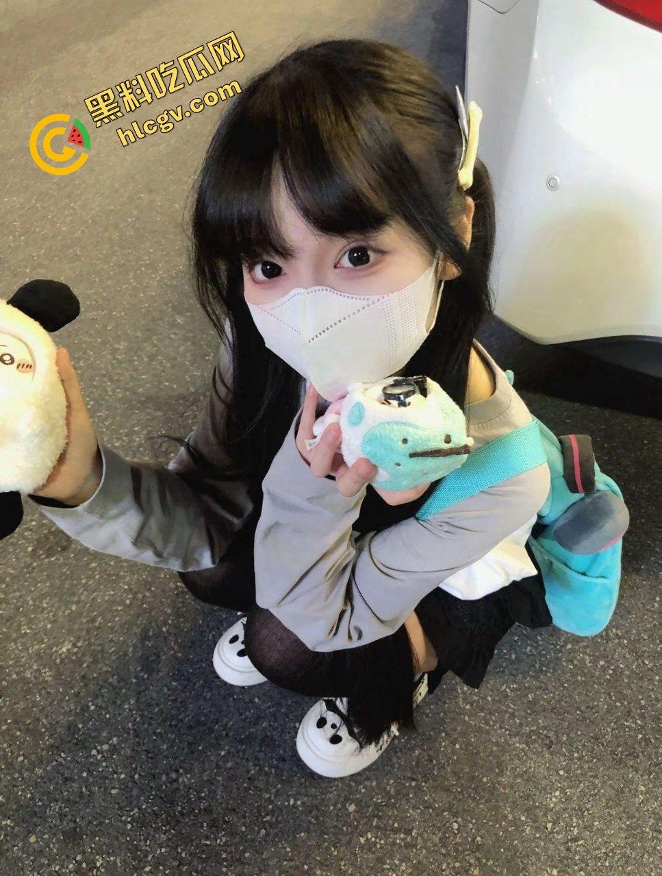 抖音清纯双马尾小萝莉『笨蛋小芋』小少萝炮架真养眼 自慰后入娇喘吁吁 独家曝光流出!-4