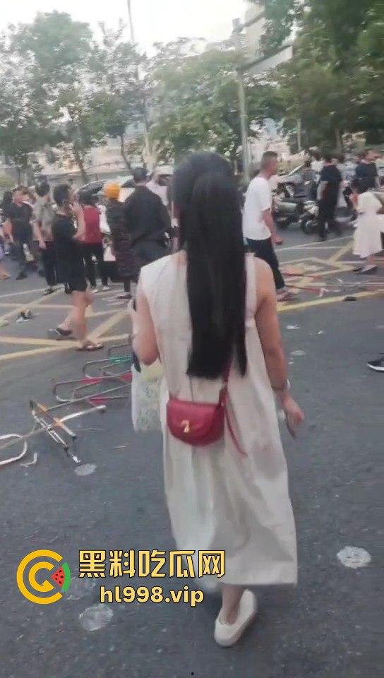 福建云霄县女司机火烧车疯狂冲撞学校!8人血洒当场,司机惨死!警方紧急调查背后真相!-16