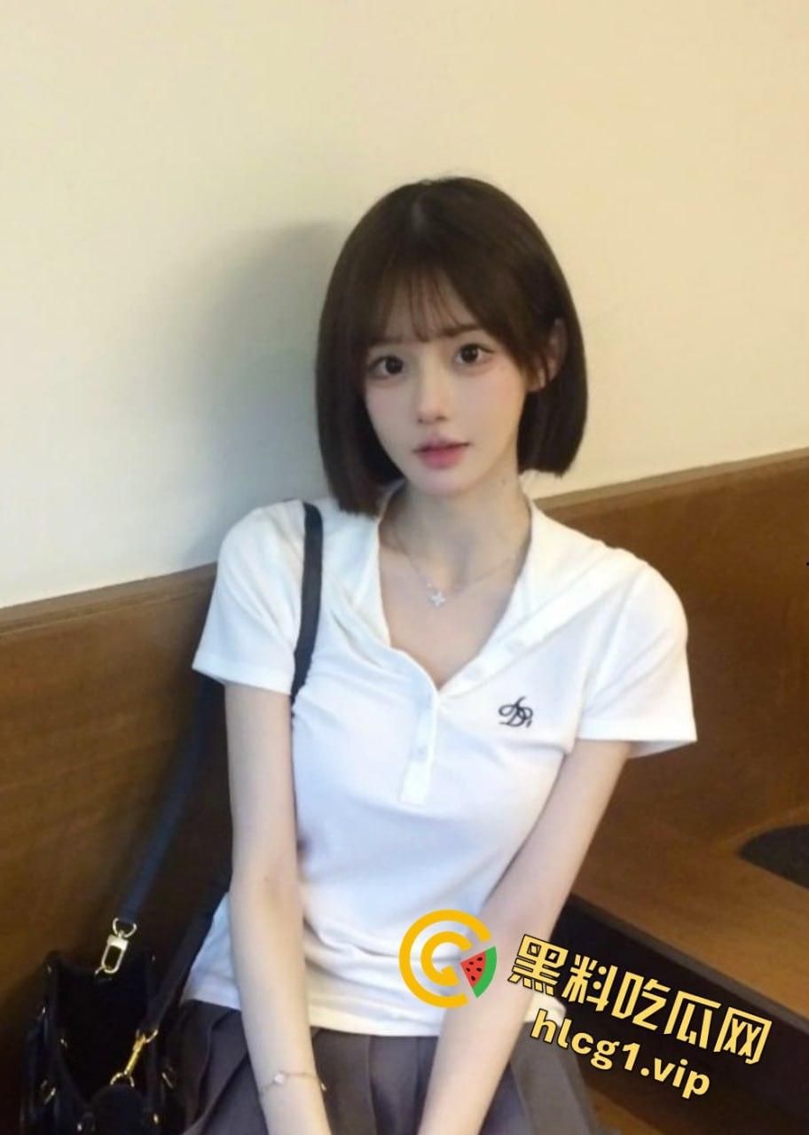 校花颜值直播女神『孙瑶』沦为土豪玩物！热舞扭动裙摆！跪舔金主肉棒后入爆操！蜜桃臀嫩穴被操红！-5