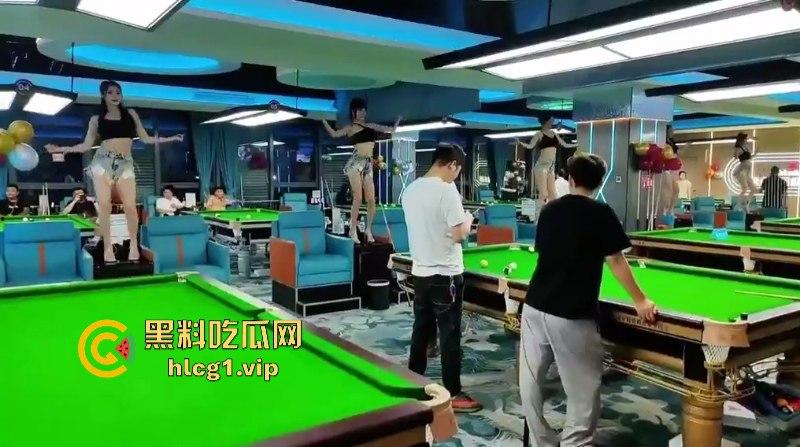 台球厅都这么卷!夜店做梦也想不到 抢他生意的竟然是台球厅 还有黑珍珠!-10