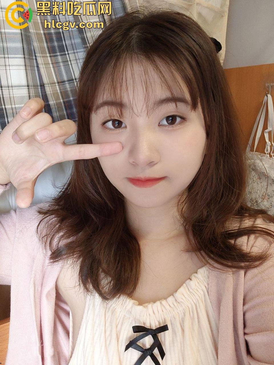 瓜友投稿三年异地恋女友分手后放飞!小骚逼调教实录曝光得不到就毁掉!-2