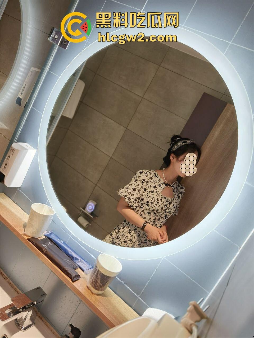 济南大二学生妹【卓梦晗】 极品黑森林身材 乖乖女外表下的骚浪天性性爱自拍福利视频 独家流出!-16