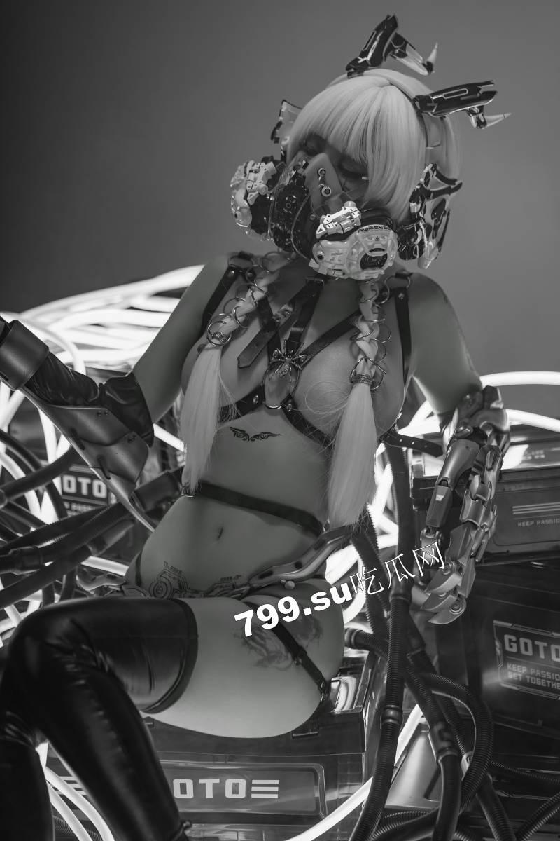 【独家精选】爆机少女「喵小吉」 cosplay 写真 套图 之《赛博朋克 - 超梦》-12