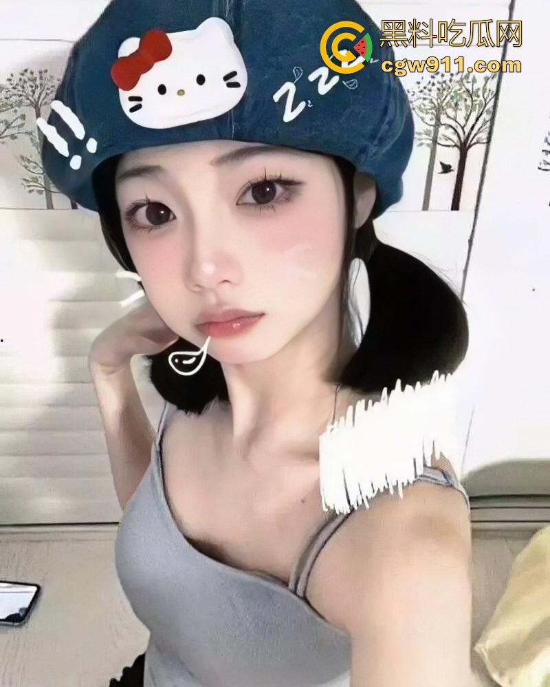 浙江幼儿师范高等专科学校【李晓萌】同学心中的清纯女神,摇身一变成男友胯下的淫娃,各种姿势性爱曝光!-2