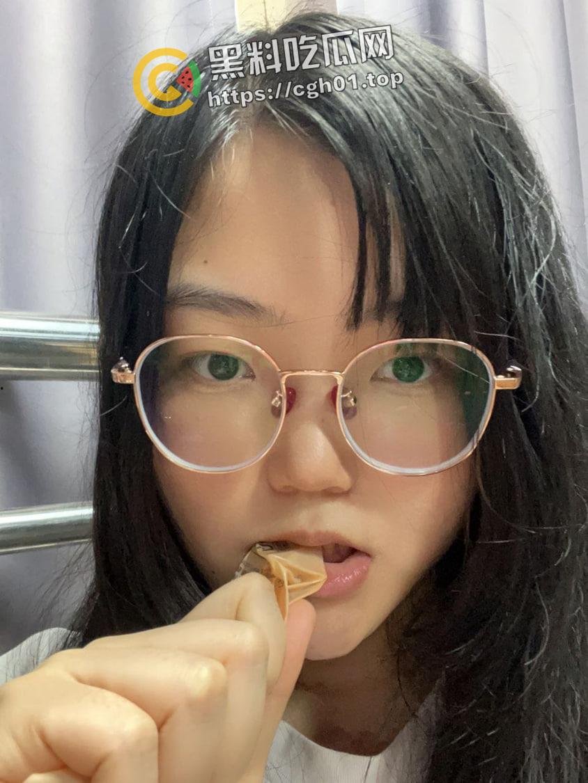 北京朝阳奢侈品店销售 微胖极品 为了业绩发客户私密视频打炮 还自带录像 表里如一的骚货-1