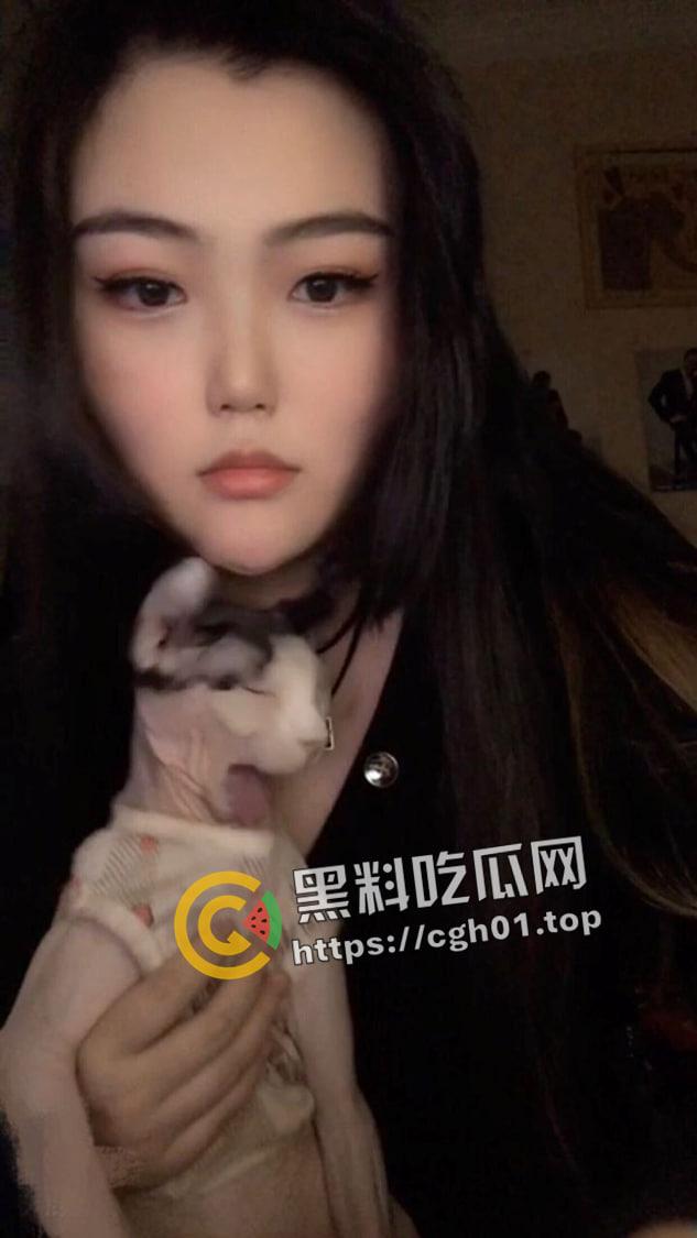 北京朝阳奢侈品店销售 微胖极品 为了业绩发客户私密视频打炮 还自带录像 表里如一的骚货-4