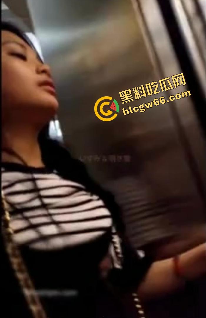 KTV唱歌灌醉同事妹子暗中下药迷晕,拖进包厢嫩缝狂操到喷泉,组合拳狠干浪货爽昏头!-2