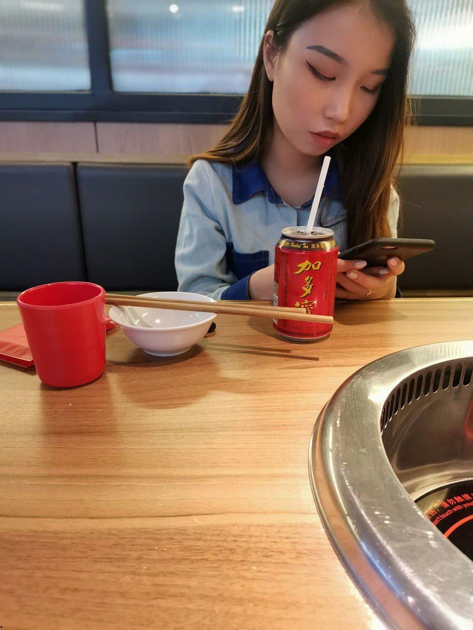 超真实迷奸!大神约炮南宁02年大学生 下药迷倒狠狠的玩 滴蜡 鞭打 死猪一样的嫩妹子 逼逼超紧-2