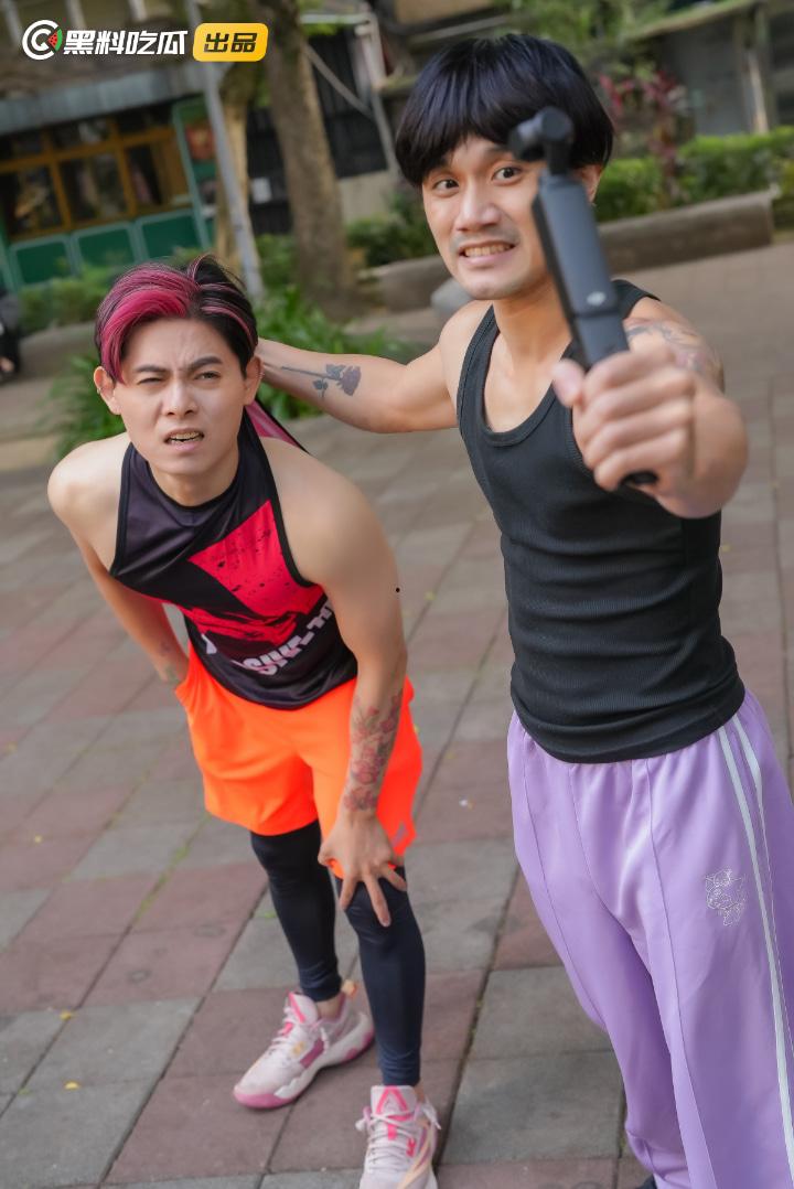 黑料吃瓜网出品-《江南第一小屌童锦程798&吴柳芳之花小龙&王老师爱情故事》即将12/17号上线！预告+花絮抢先看！-9