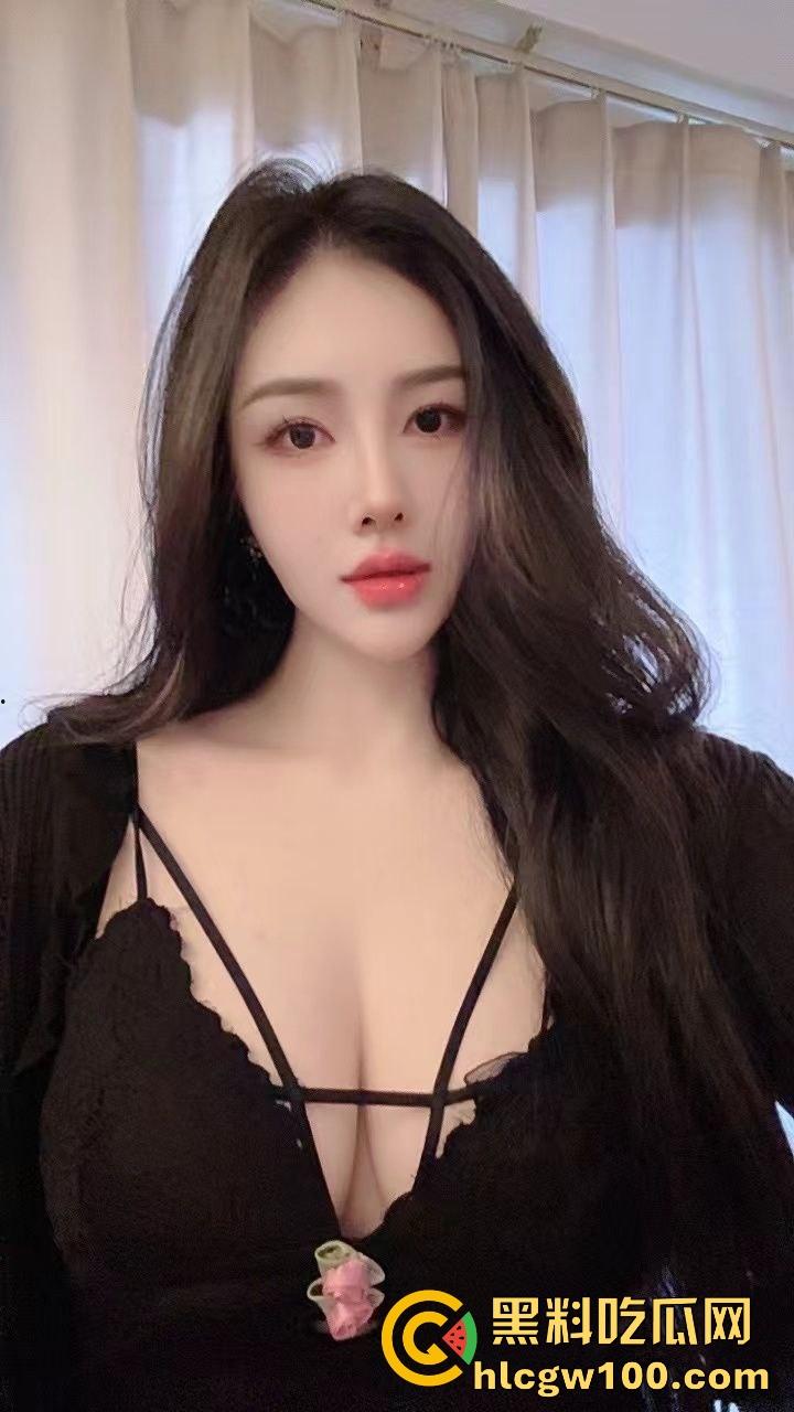 南宁大佬骑36D奶下属『 马徐婷 』巨乳大胸晃得节奏感炸裂,这胸晃得比蔡徐坤运球还6!-1