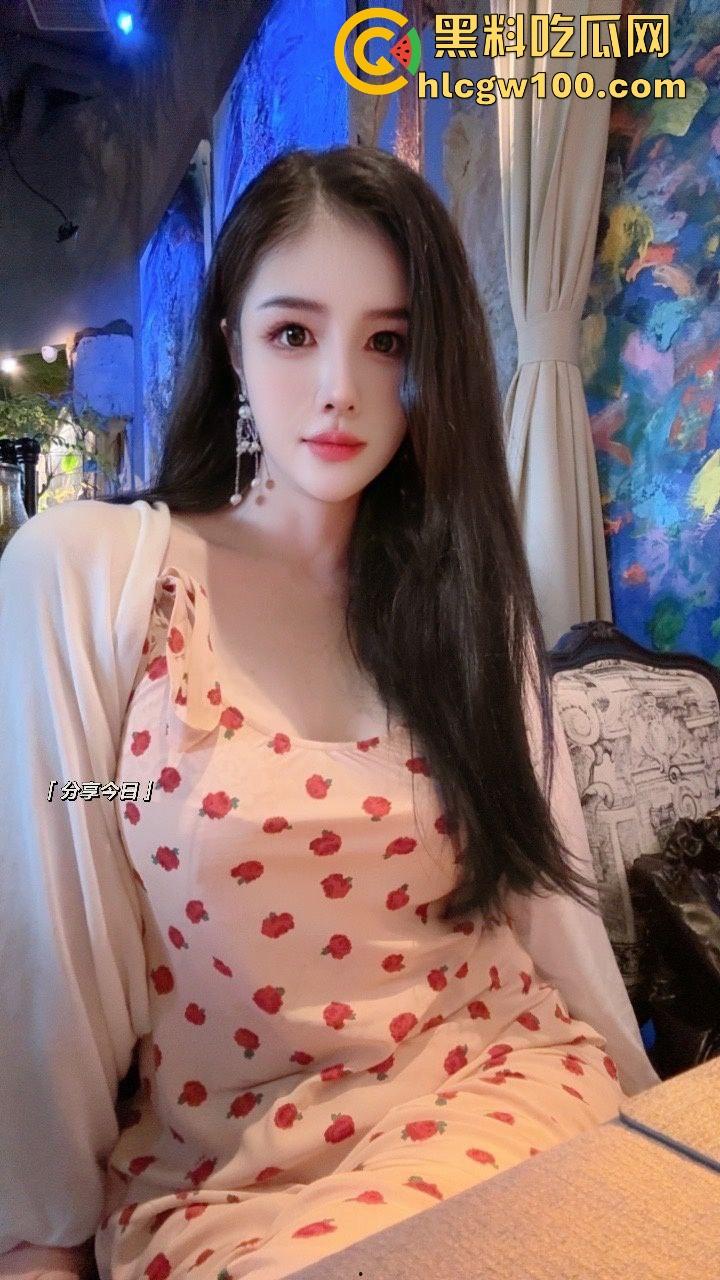 南宁大佬骑36D奶下属『 马徐婷 』巨乳大胸晃得节奏感炸裂,这胸晃得比蔡徐坤运球还6!-4